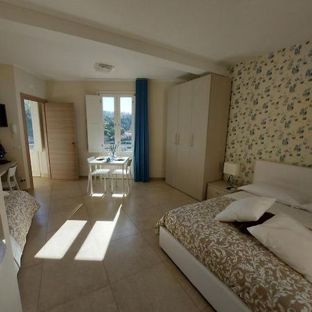 Oikos - Ragusa Ibla Екстер'єр фото
